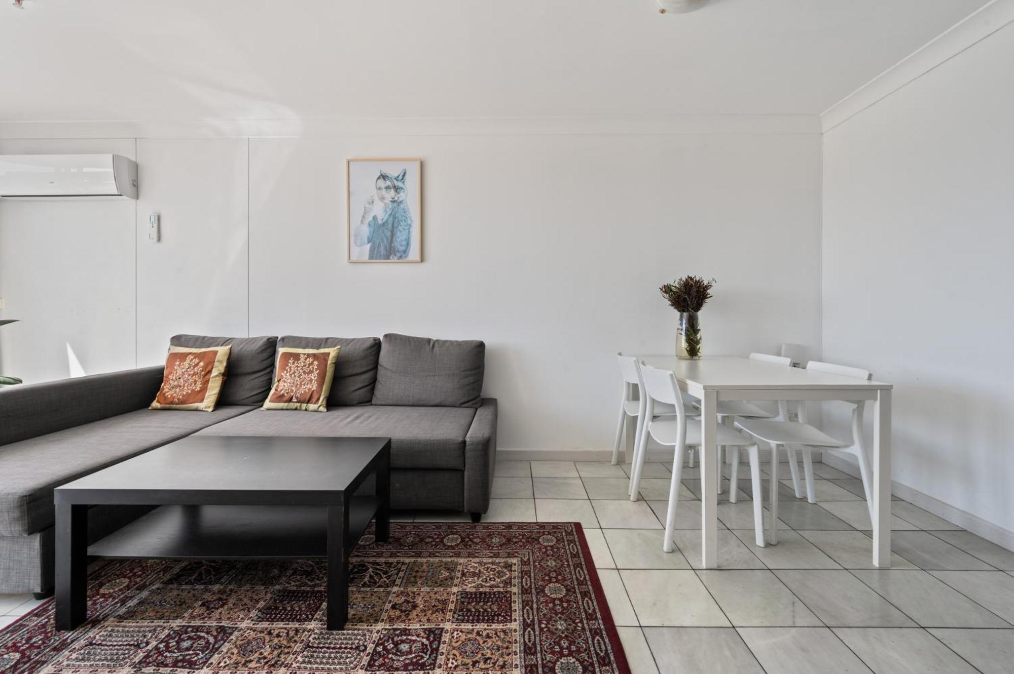 Dana-Private Room In A Shared Duplex Apartment -1 Canberra Exterior foto