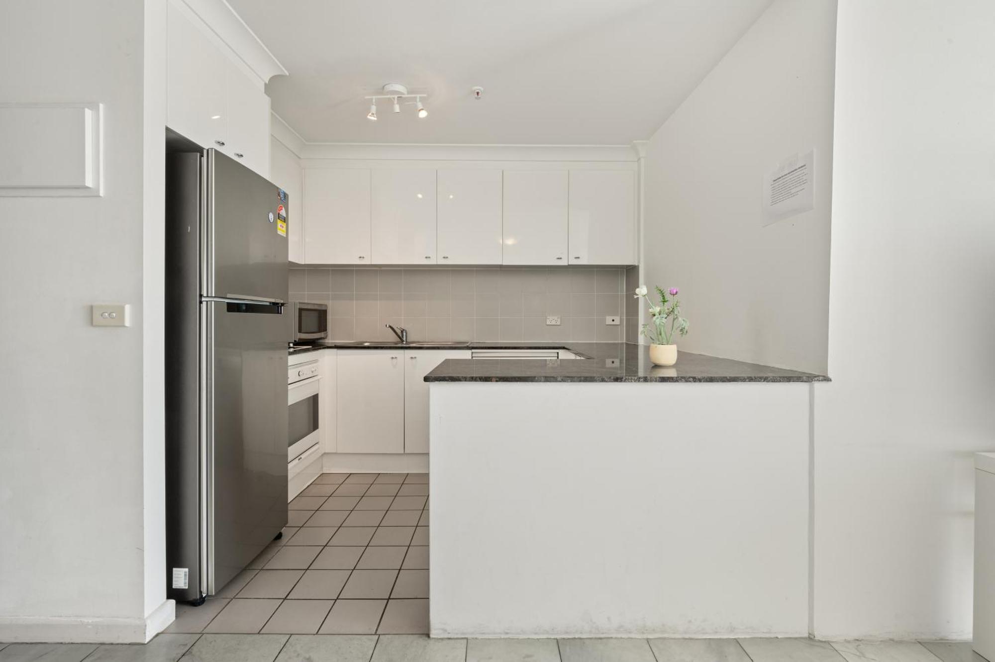 Dana-Private Room In A Shared Duplex Apartment -1 Canberra Exterior foto